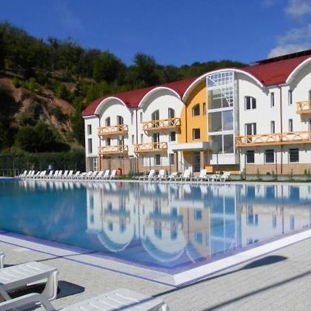 Hotel Oras Zlatna Esterno foto